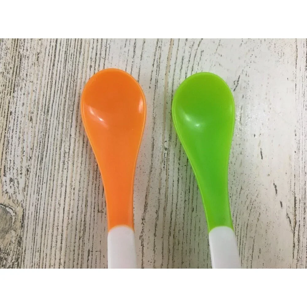 Munchkin Lot of 2 Baby Infant Spoons Plastic Flat